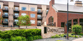 The Landings at Silver Lake Village Gallery 29