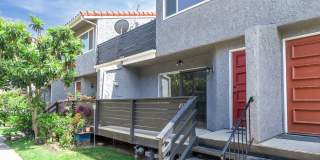 2 Bedroom + 1.5 Bathroom Condo | Fashion Park Oxnard | Unfurnished Gallery 1