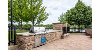 Twin Lake Towers Apartments Gallery 20