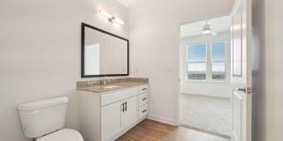 Colina Hillside Gallery 88