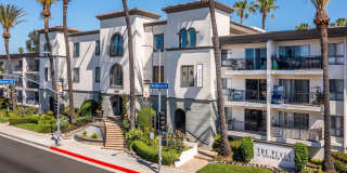 The Plaza at Sherman Oaks Gallery 1