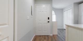 8118 BAYMEADOWS Circle Gallery 2