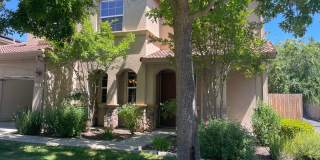Gold Creek 3 Bedroom plus Loft Gallery 1