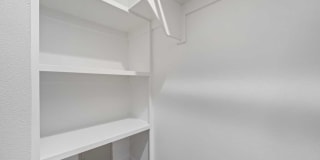 Los Robles Apartments Gallery 14