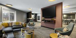 Cedars Lakeside Gallery 22