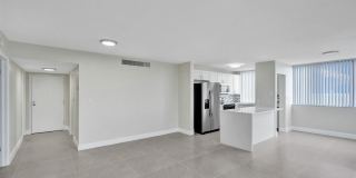 4222 Inverrary Boulevard Gallery 9
