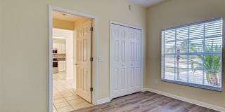 242 BOUNDARY BOULEVARD Gallery 36