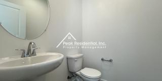 Newer Sacramento 4bd/2.5ba Home! Gallery 11
