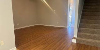 3 Bedroom Townhome off River Watch Pkwy Gallery 3