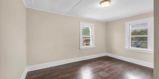 128-130 Sisson Street Gallery 22