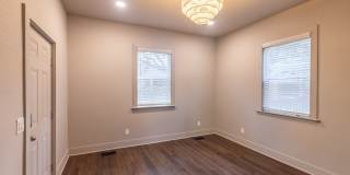 $300 OFF April Rent! Ground-Floor Renovated 1BR Near SCAD Gallery 10