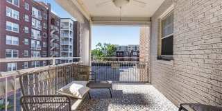5510 Waterman Boulevard Gallery 3