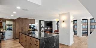 200 E Delaware Place Gallery 26