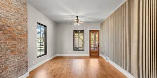 Thiel on 9th Gallery 19