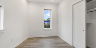 2046 E LEHIGH Avenue Gallery 19