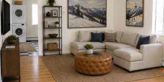 Bright & Spacious 2-Bedroom Residence Across from Berkeley Park Bright & Spacious 2-Bedroom Residence Across from Berkeley Park Gallery 1