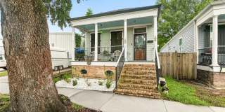 2053 JACKSON Avenue 2053 JACKSON Avenue Gallery 1