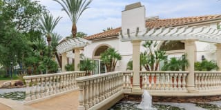 Summit At Warner Center Gallery 8