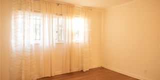 1745 N Mariposa Gallery 9