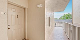 2080 Greenview Shores Boulevard Gallery 2