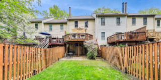 COMINGS SOON - Beautifully Updated Winchester-Built Townhome Backing to Serene Parkland. Gallery 34