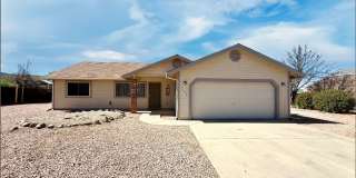 3 bedroom home centrally located in Prescott Valley Gallery 1