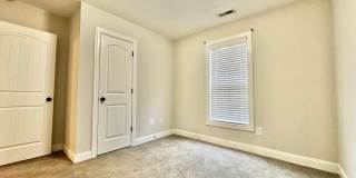 3 BD, 2 BA Home in Wilson Gallery 19