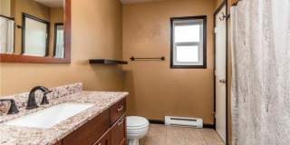272 Aristocrat Dr Gallery 5