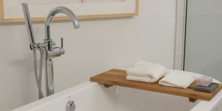 Lilli Midtown Gallery 25