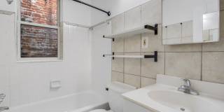 814 11TH Street NE Gallery 18