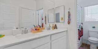 7117 Red Gulch Street Gallery 20