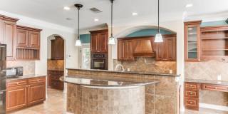19218 BOLTMORE BAY Gallery 13