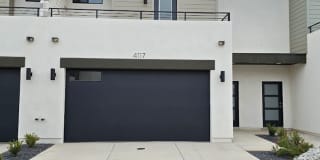 New Three Bedroom Town Home-Crimson Park Gallery 1