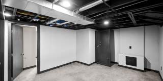 Remodeled 3BR/2BA Brick Bungalow - Fireplace, Finished Basement & Garage Gallery 14