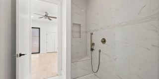 Luxury 5-Bedroom Home on 5 Acres | Pet-Friendly | Flexible Lease Terms Gallery 17