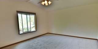 4bd/2.5ba Bothell Home Gallery 10