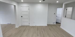 107 Shoup St Gallery 13