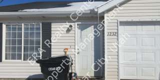 3 Bedroom, 2 Bathroom Twin Home Gallery 1