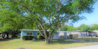 Modest 3 Br/1.5 Bath in Established Neighborhood Gallery 1
