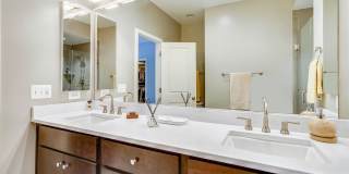 GREAT LOCATION!! Stunning 3BD/3.5BA luxury 4-level townhouse! Gallery 26