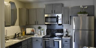 The Slate at Ninety Six Gallery 1