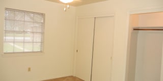 705 S JACKSON ST APT 11 Gallery 4
