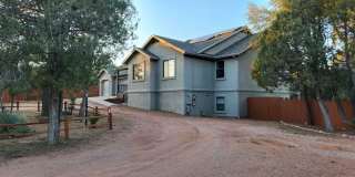 Modern Home with Huge Yard Gallery 1