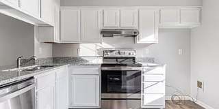 Room in 3 Bedroom Home at Lex Dr Gallery 7