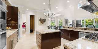 275 189th Ter Gallery 13