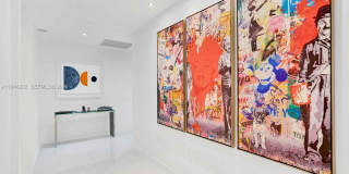1100 Biscayne Boulevard Gallery 25