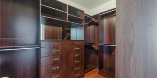 18671 Collins Ave Gallery 19