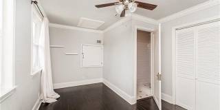 1526 DANTE Street Gallery 29