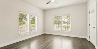 RENOVATED 3-BEDROOM HOME IN DENVER HEIGHTS RENOVATED 3-BEDROOM HOME IN DENVER HEIGHTS Gallery 7