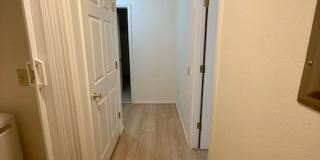 4 Bedroom, 2 Bathroom Duplex - Pet Friendly Gallery 13